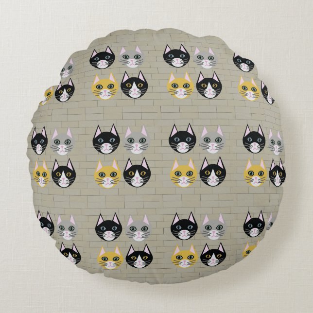 Cats brick round cushion (Front)