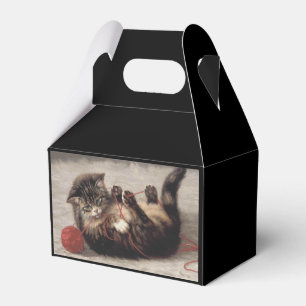 Cat's Cradle, A Cat Playing Ball of Yarn Favour Box