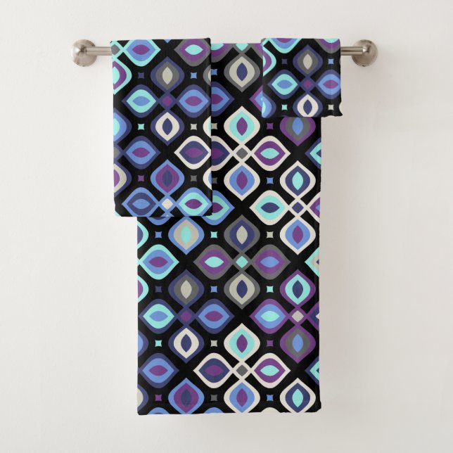 Cats-eye 70's inspired geometric floral bath towel set (Insitu)