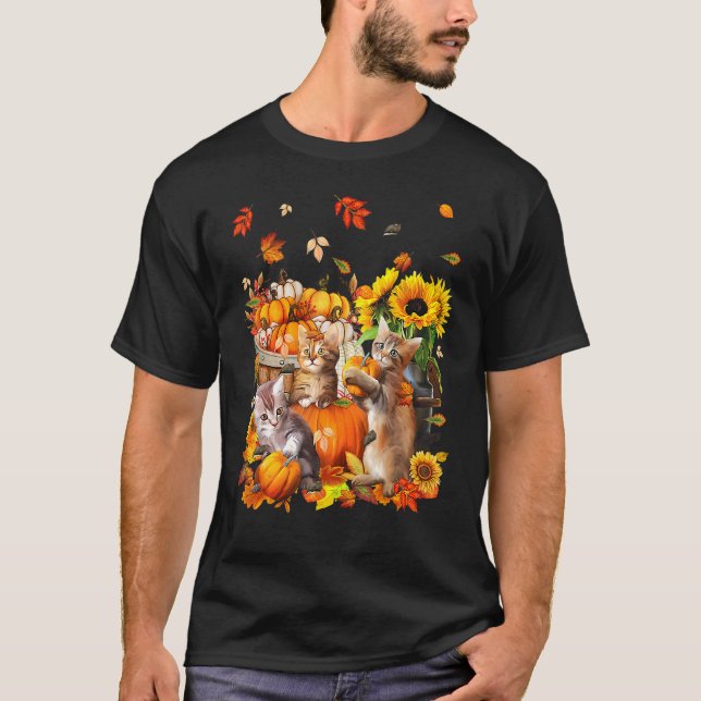 Cats Fall Autumn Pumpkins Thanksgiving Matching Su T-Shirt (Front)
