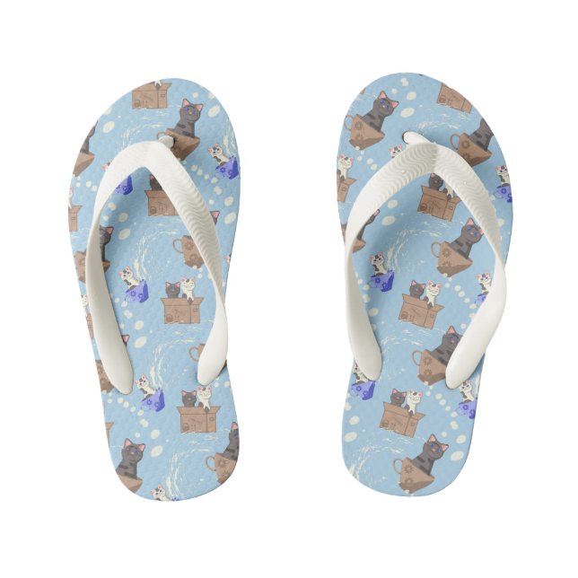Cats in box and milk drops on blue kid's thongs (Footbed)