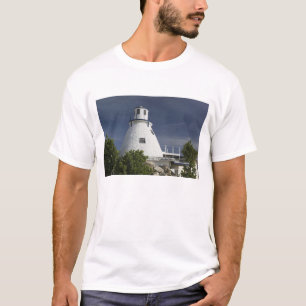 CAYMAN ISLANDS, GRAND CAYMAN, Frank Sound: Old T-Shirt