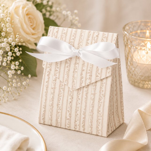 Celebration at the Manor Favour Box (Creator Uploaded)