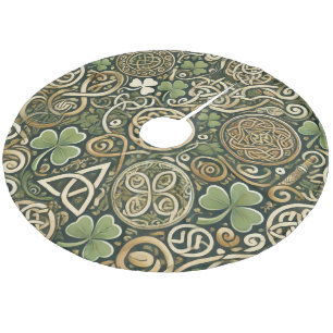 Celtic Bloom Fleece Tree Skirt