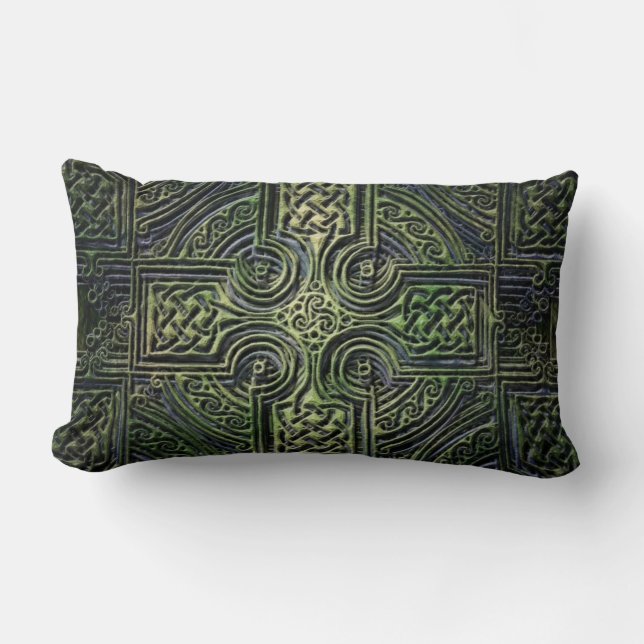 Celtic knotwork St. Patrick's Day Lumbar Cushion (Front)