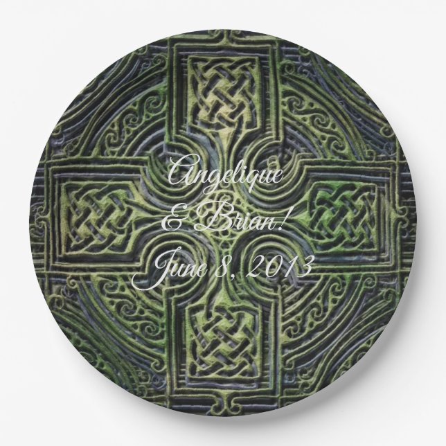 Celtic knotwork wedding reception paper plate (Front)
