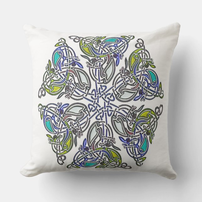 Celtic Traditional Knotwork Outdoor Cushion (Front)