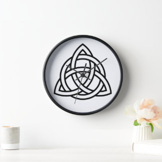 Celtic Trinity Knot Triquetra Symbol Clock