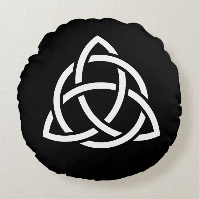 Celtic Trinity Knot Triquetra Symbol Round Cushion (Front)