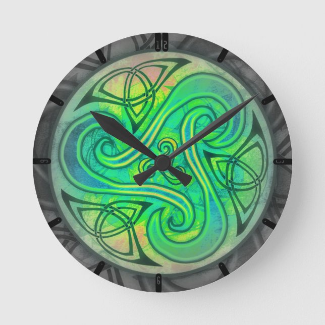 Celtic Triskele Round Clock (Front)