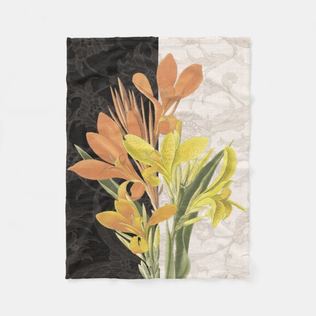 Centerpiece I Fleece Blanket (Front)