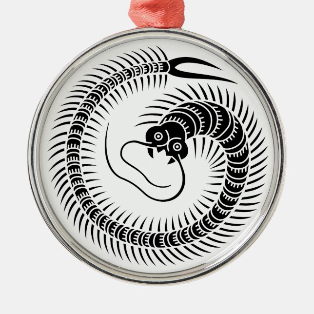 Centipede circle metal tree decoration (Front)