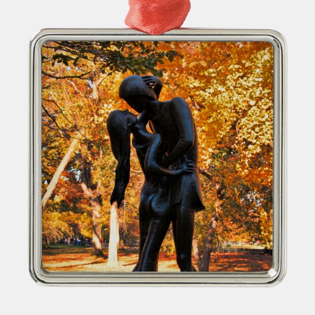 Central Park Autumn: Romeo & Juliet Statue 02 Metal Ornament (Front)