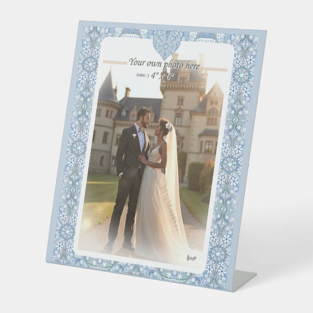 Ceramic lace Light blue Pedestal Sign (Front)