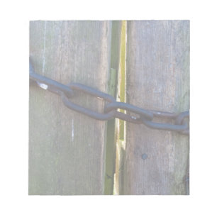 Chain on wood notepad