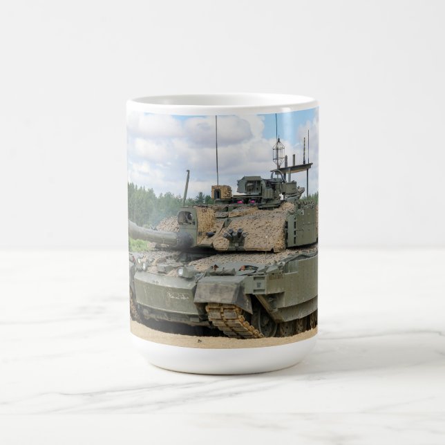 Challenger 2 coffee mug (Center)