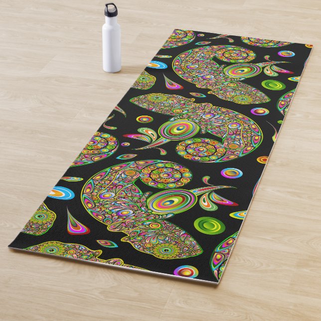 Chameleon Psychedelic Fantasy Yoga Mat (In Situ)