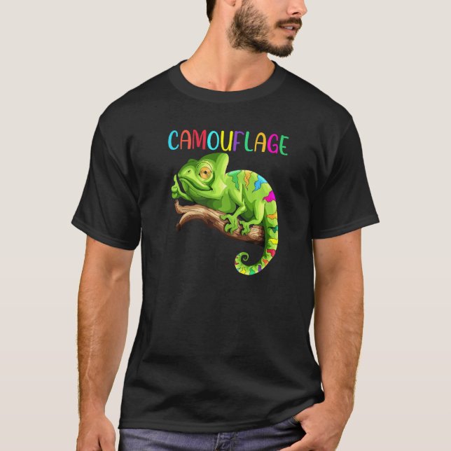 Chameleon Reptiles Iguano Lizard Camouflage Terrar T-Shirt (Front)