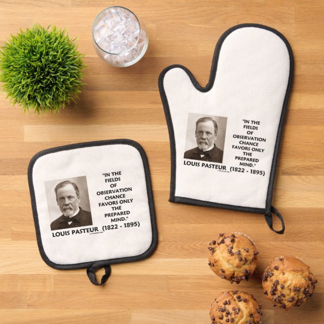 Chance Favours Only The Prepared Mind Pasteur Qte Oven Mitt & Pot Holder Set (Top Down)