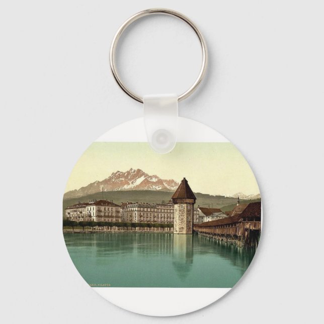Chapel Bridge and view of Pilatus, Lucerne, Switze Key Ring (Front)