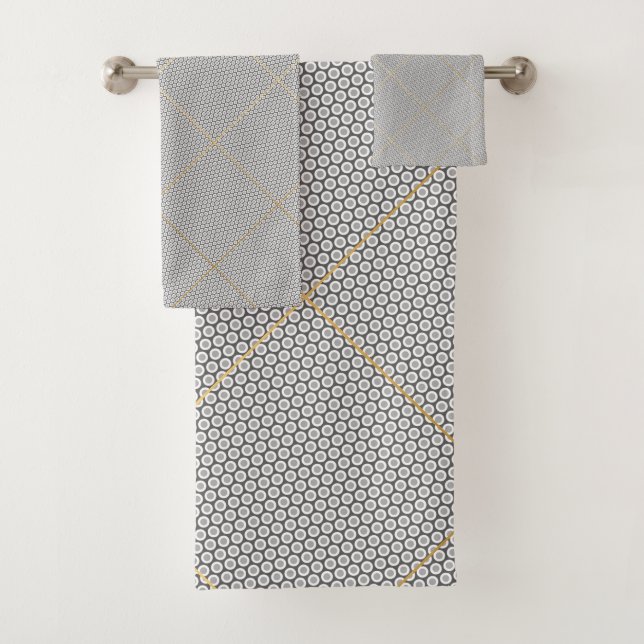 CHARCOAL GOLD ABSTRACT CIRCLES GRID BATH TOWEL SET (Insitu)