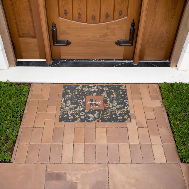 Charcoal Gray Boho Floral Monogrammed Doormat (Outdoor)