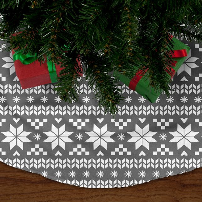 Charcoal Grey and White Fair Isle Pattern Brushed Polyester Tree Skirt (Creator Uploaded)