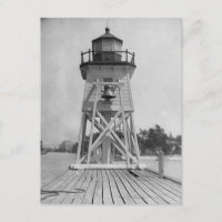 Charlevoix South Pier Light Station