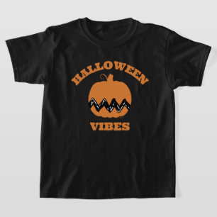 Charlie Brown Orange Pumpkin Halloween Vibes T-Shirt