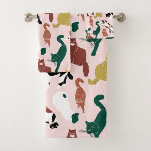 Charming hand-drawn cats on pink background bath towel set