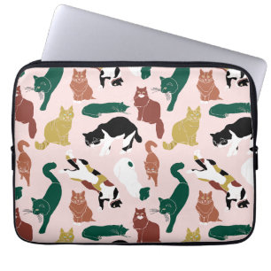Charming hand-drawn cats on pink background laptop sleeve