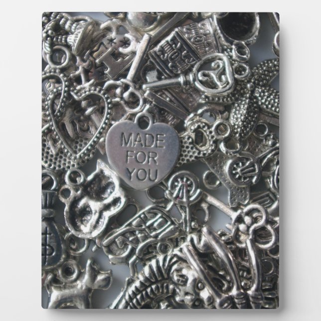 charms plaque (Front)