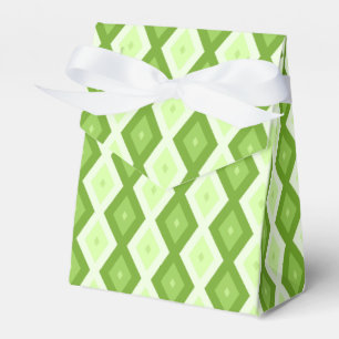 Chartreuse green diamond pattern favour box
