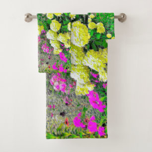 Chartreuse Green Limelight Hydrangea Garden Bath Towel Set