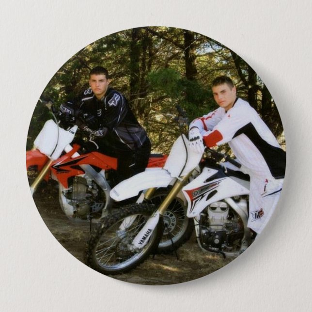 Chase memorial "flair" 10 cm round badge (Front)