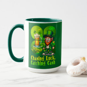 Chasing Luck Catching Cash St Patrick’s - caneca Mug