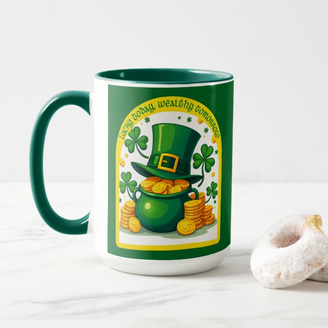 Chasing Luck Catching Cash St Patrick’s - caneca Mug (With Donut)