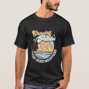 Chasing Peaks - Peneda-Gerês Mountains T-Shirt