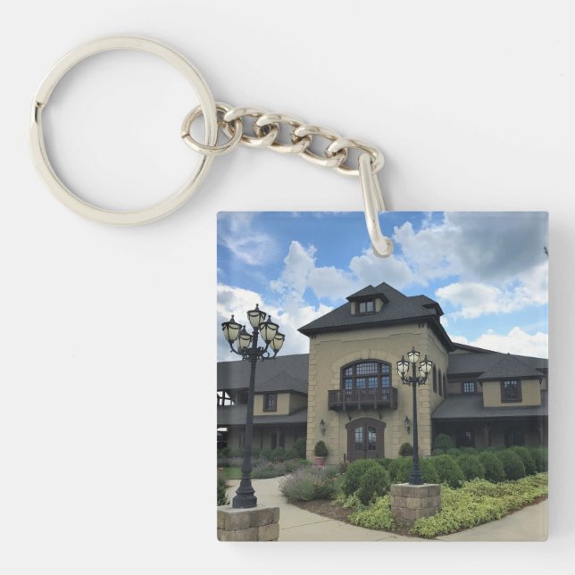 Chateau Morrisette Winery, Floyd, Virginia Key Ring (Front)