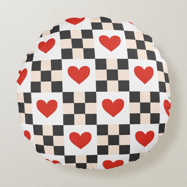 Checkboard Hearts Round Cushion (Front)