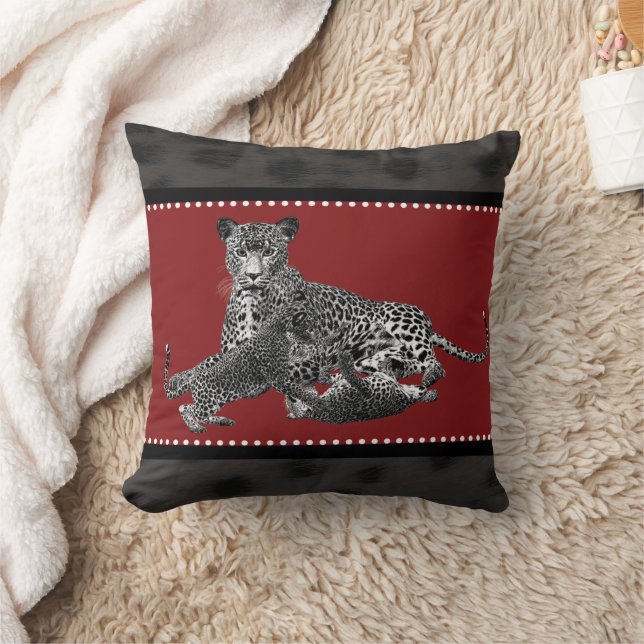 Cheetah and Her Cubs Cushion (Blanket)