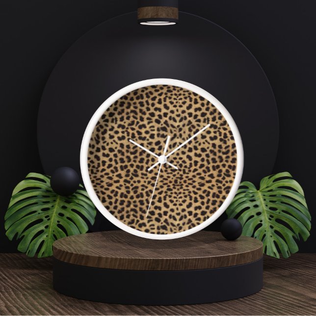 Cheetah Print pattern Clock (Cheetah Print Clock by Looly Elzayat
)
