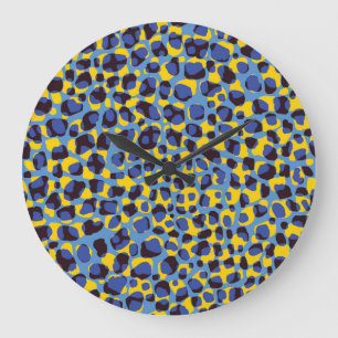 Cheetah skin texture, seamless animal print. large clock