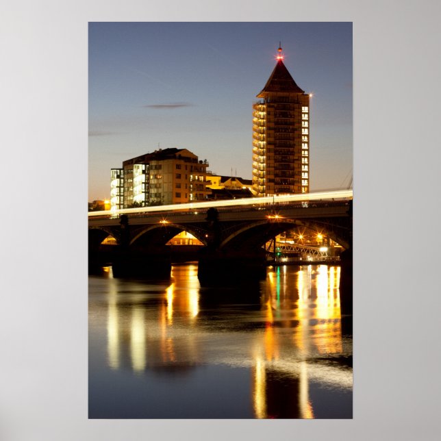 Chelsea Harbor at sunset Poster (Front)