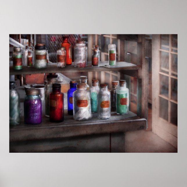 Chemistry - Ready to experiment Poster (Front)