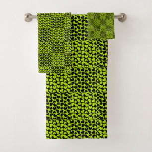 Chequerboard hearts pattern in Lime Green Bath Towel Set
