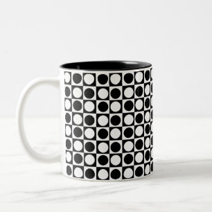 Chequered Black White Circles Pattern Design  Two-Tone Coffee Mug