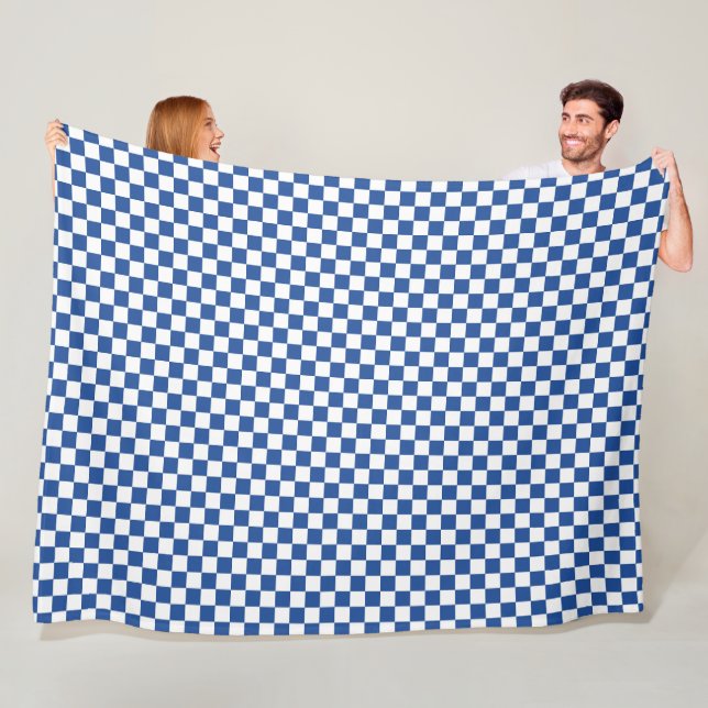 Chequered Fleece Blanket (In Situ)