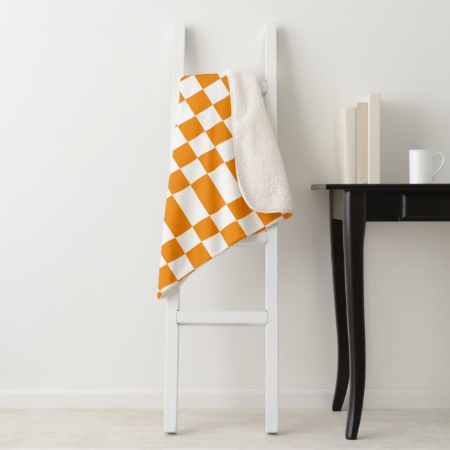 Chequered Pattern Sherpa Blanket (In Situ)