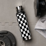 Chequered squares black and white geometric retro water bottle<br><div class="desc">Chequered squares black and white geometric retro pattern gift for anyone. Cool retro chequered geometric square pattern design. Vintage tile black and white modern chequered.</div>